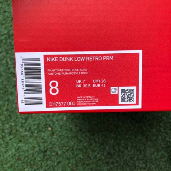 Nike Dunk Low x Fossil Rose Sneakers - Picture 3 of 10